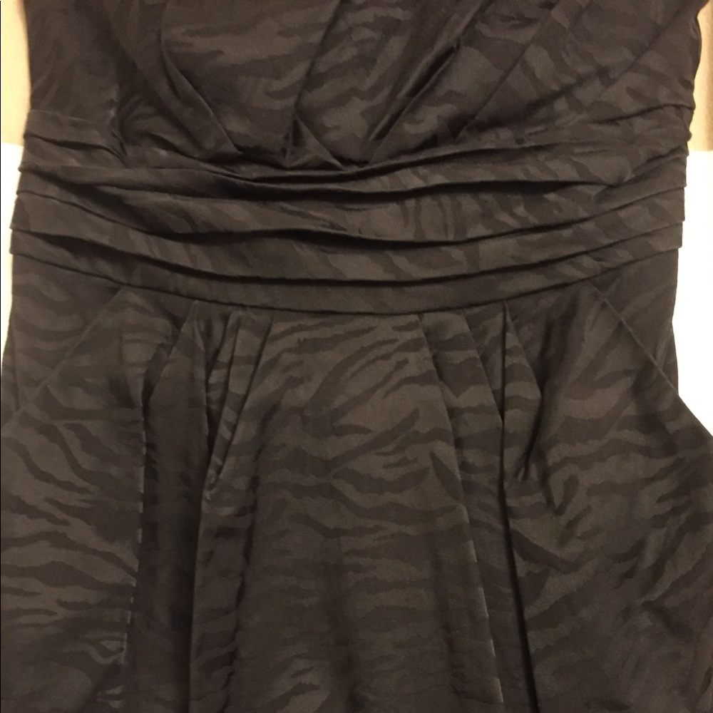 Black staples dress with pockets - Picture 2 of 4